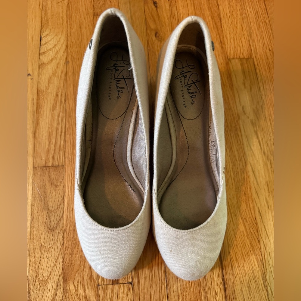 Life Stride Cream Women's Wedge Shoes